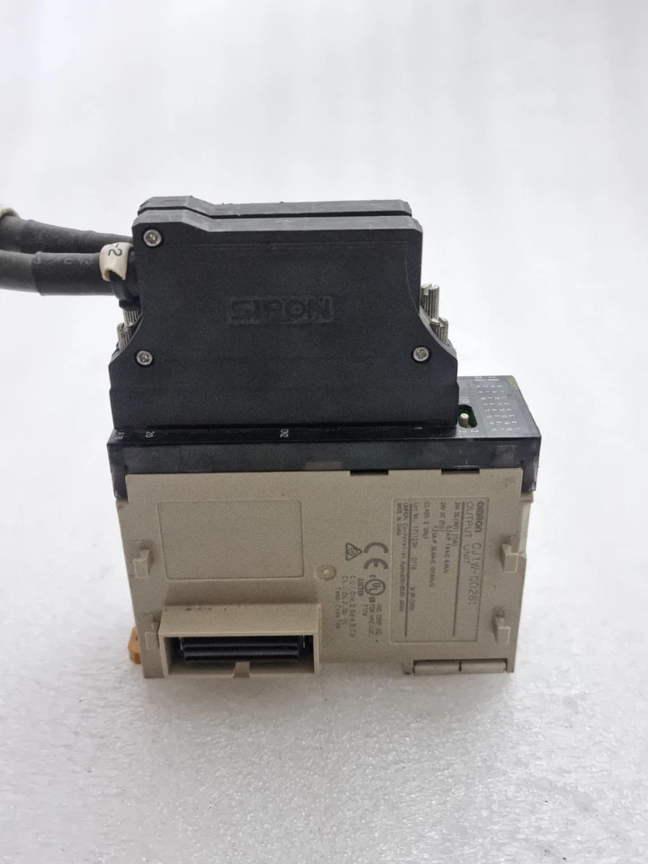 Omron CJ1W-OD261 Output Unit 24Vdc With Connector CJ1WOD261